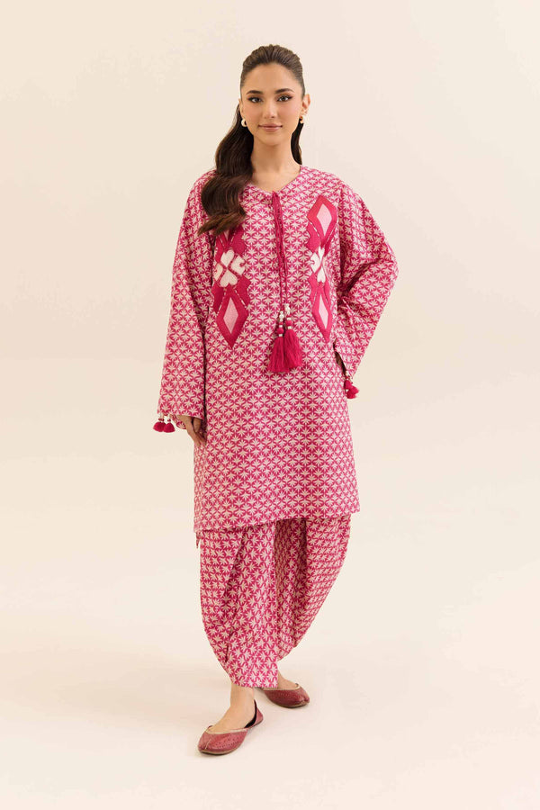 2 Piece - Printed Embroidered Suit - 42404055