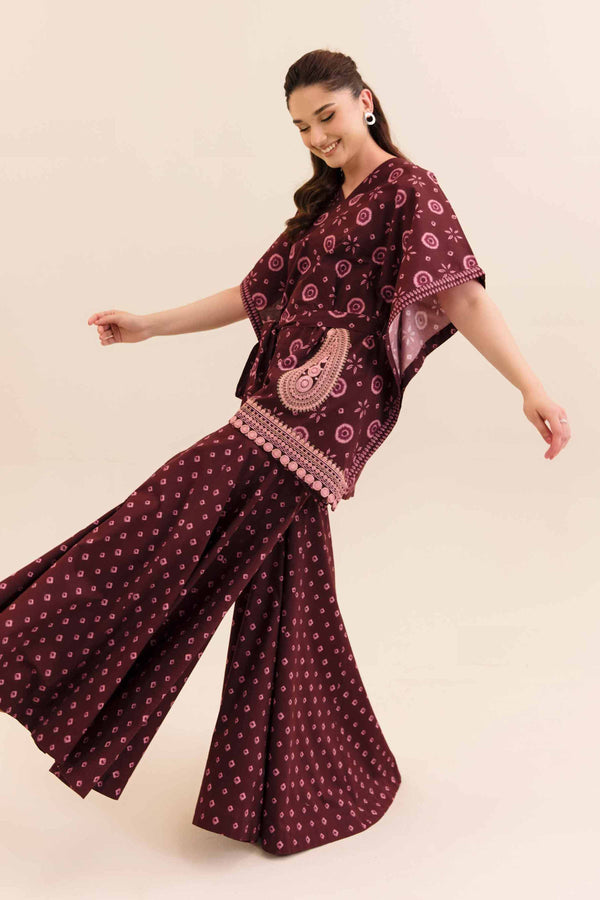 2 Piece - Printed Embroidered Suit - 42404060