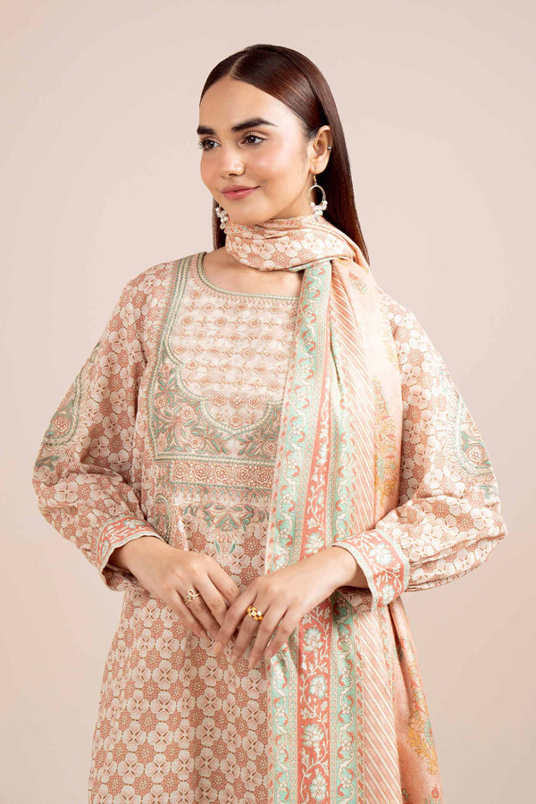 2 Piece - Printed Embroidered Suit - 42404082