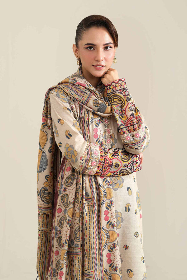 2 Piece - Printed Embroidered Suit - 42404404