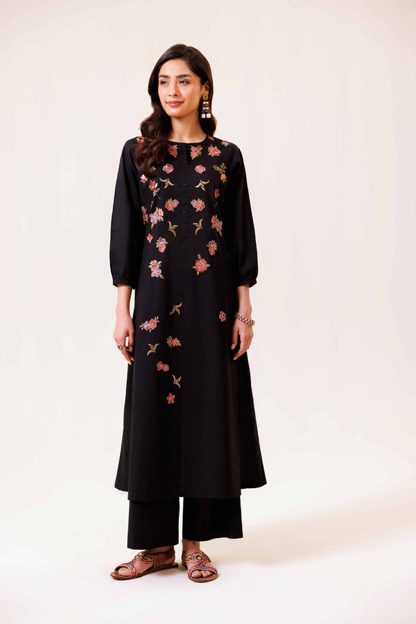 Online Pakistani dresses for women in UAE