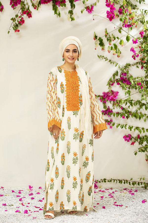 DS21-82 Embroidered Printed Lawn Fustaan